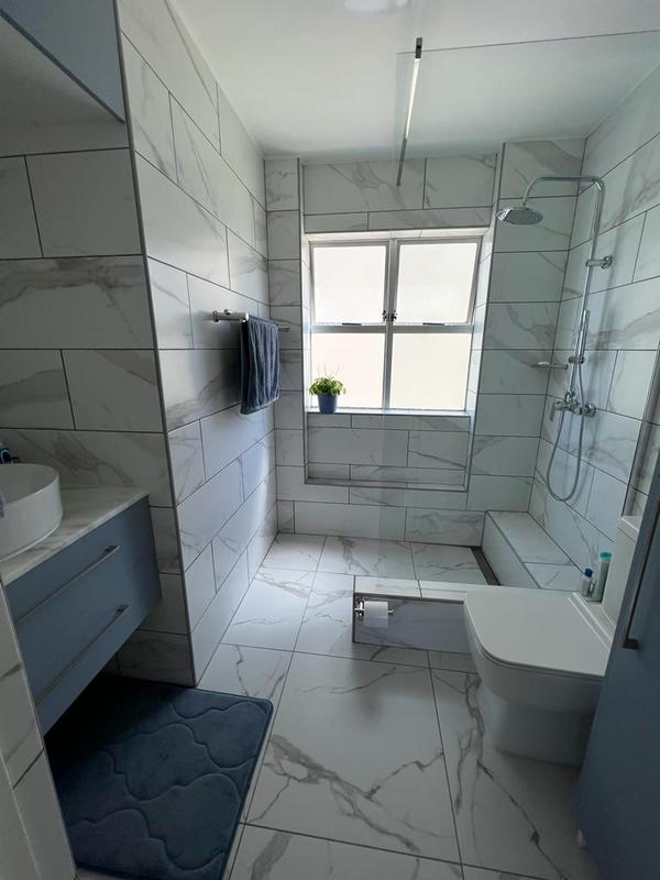 2 Bedroom Property for Sale in Hout Bay Western Cape